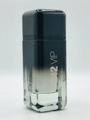 Carolina Herrera - 212 VIP Black Perfume ©